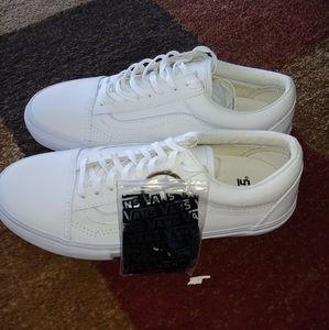 🚫SOLD🚫 Vans Old Skool White Leather 7.5M 9W